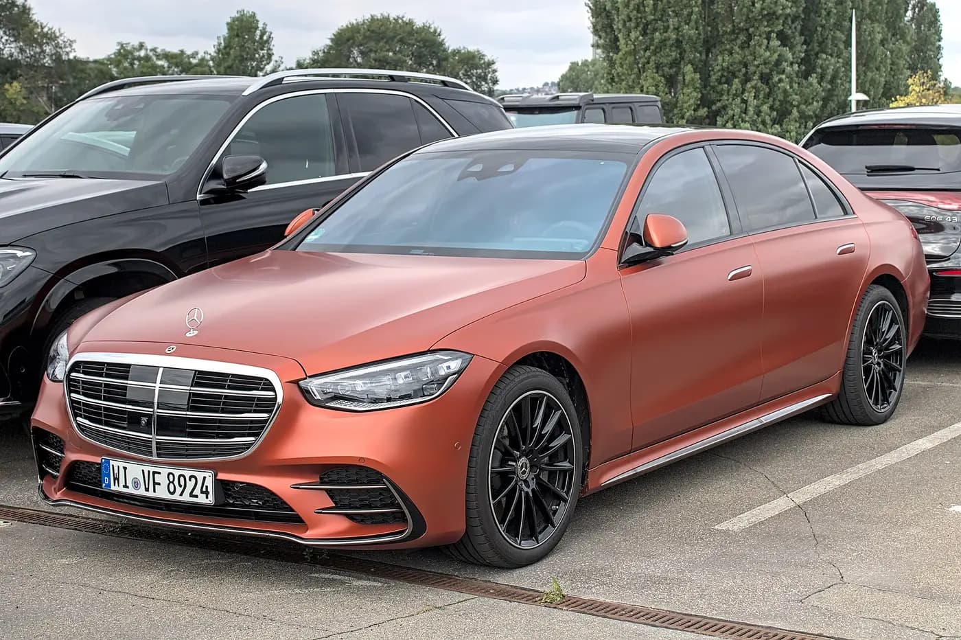 Mercedes-AMG Unveils GT SUV with Stunning Image Gallery